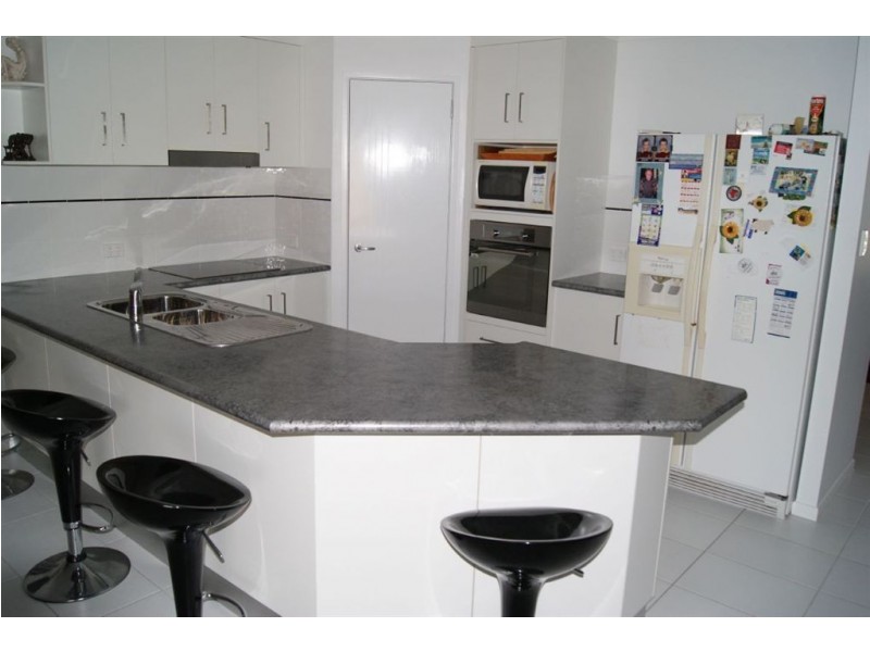 27 Stone Drive, Bucasia QLD 4750