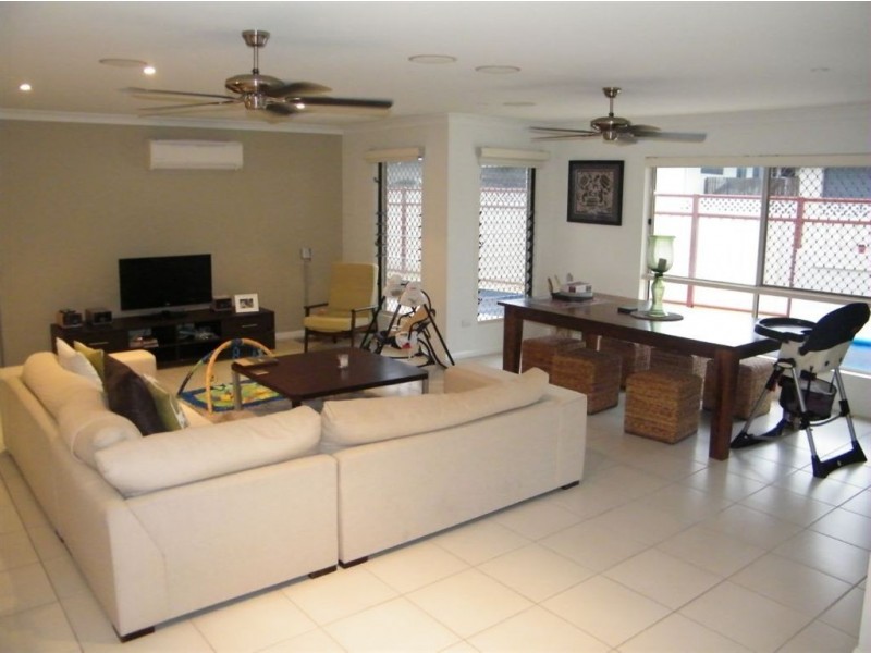 10 Mussett Court, Glenella QLD 4740