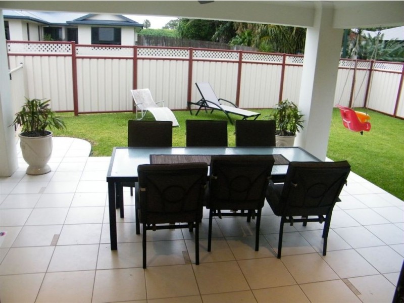 10 Mussett Court, Glenella QLD 4740