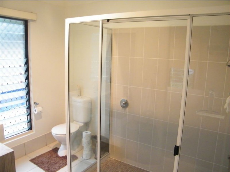 10 Mussett Court, Glenella QLD 4740