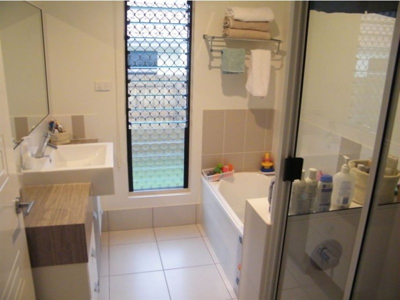 10 Mussett Court, Glenella QLD 4740