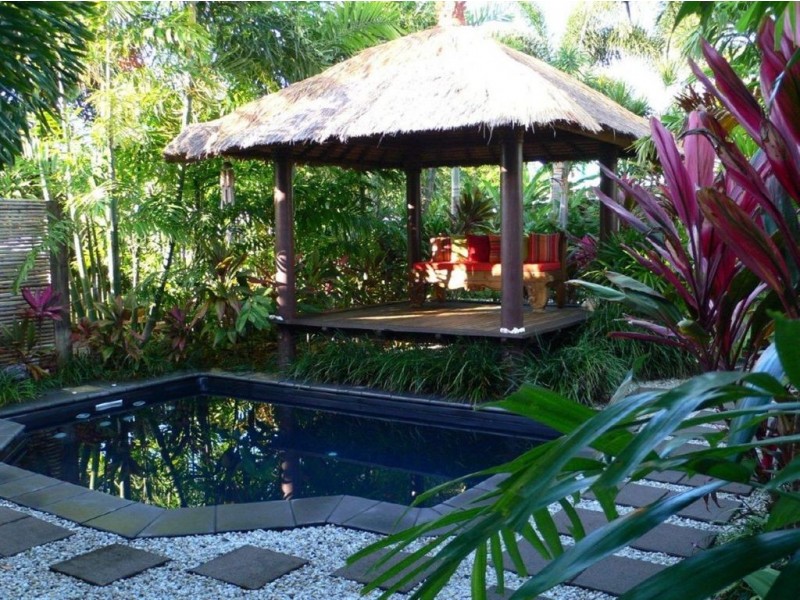 16 Frangipanni Avenue, Seaforth QLD 4741