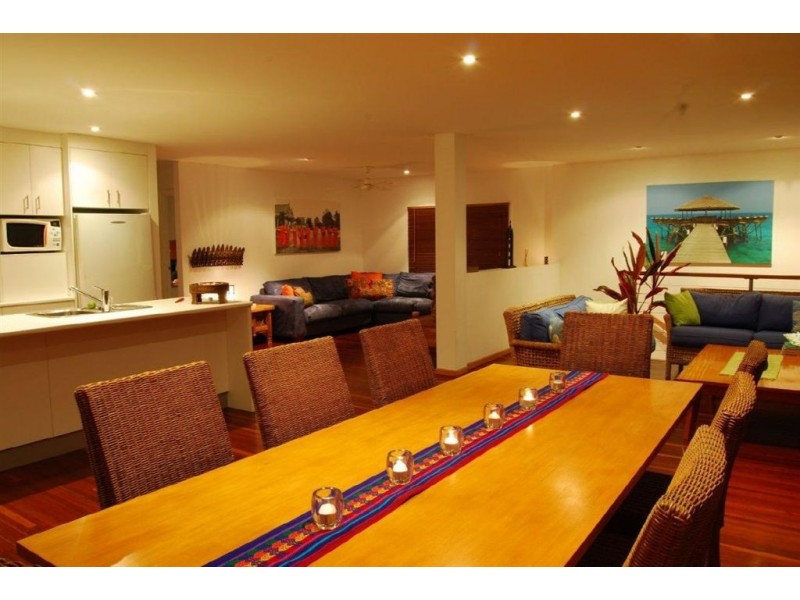 16 Frangipanni Avenue, Seaforth QLD 4741