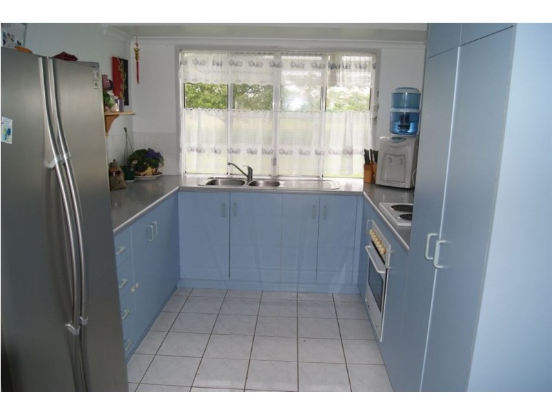 21 Leticia Street, Bucasia QLD 4750