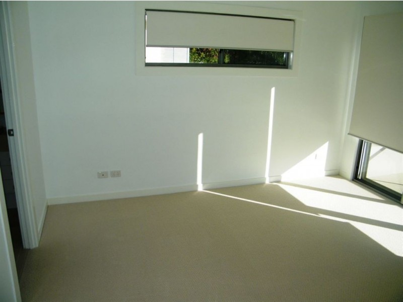 13/2 Belangason Way, Shoal Point QLD 4750