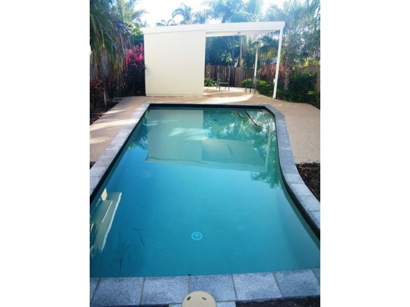 13/2 Belangason Way, Shoal Point QLD 4750