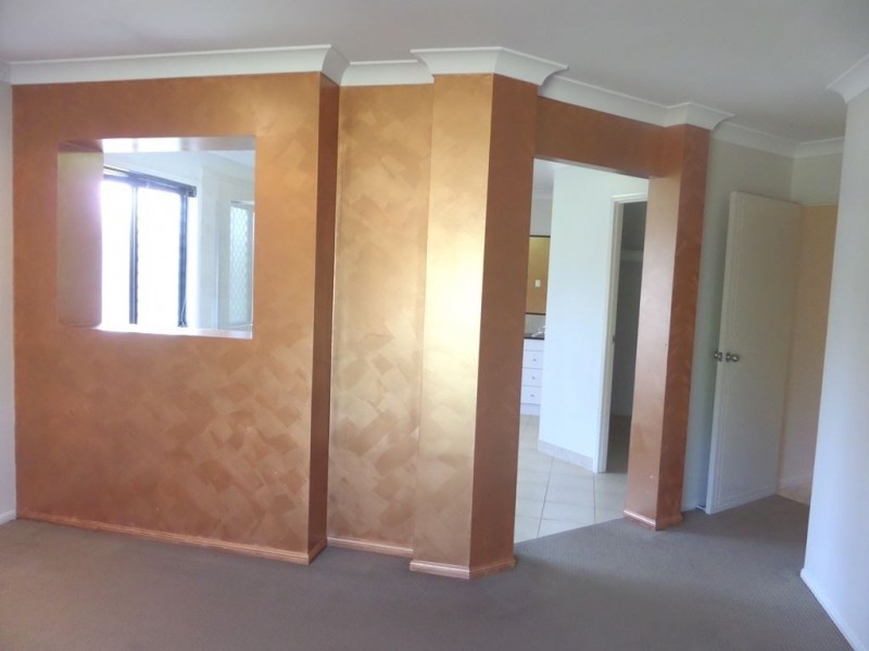 12 Angelina Avenue, Glenella QLD 4740