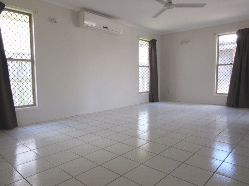 2/27 Scriha street, North Mackay QLD 4740