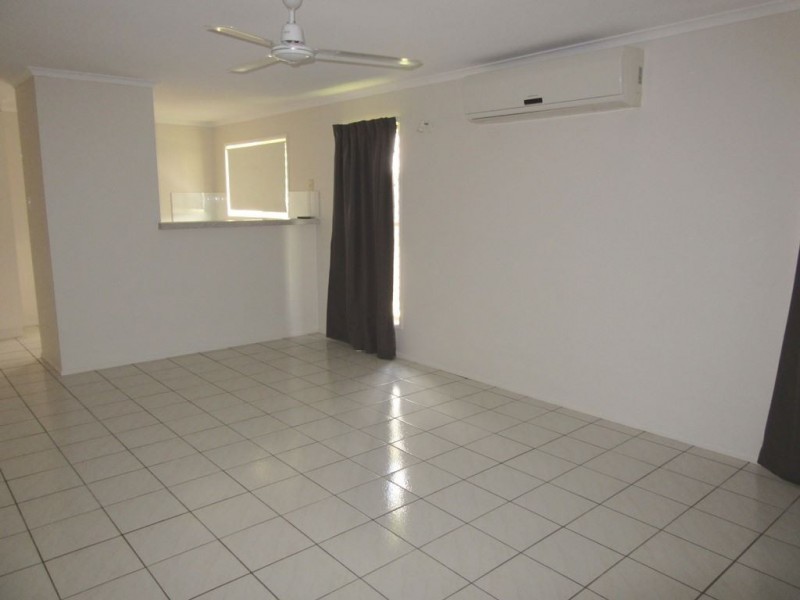 2/27 Scriha street, North Mackay QLD 4740