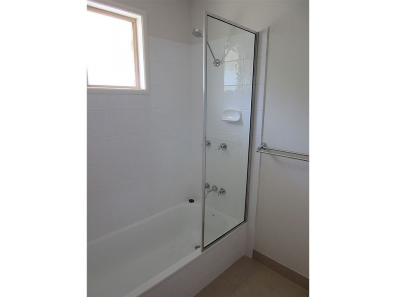 2/27 Scriha street, North Mackay QLD 4740