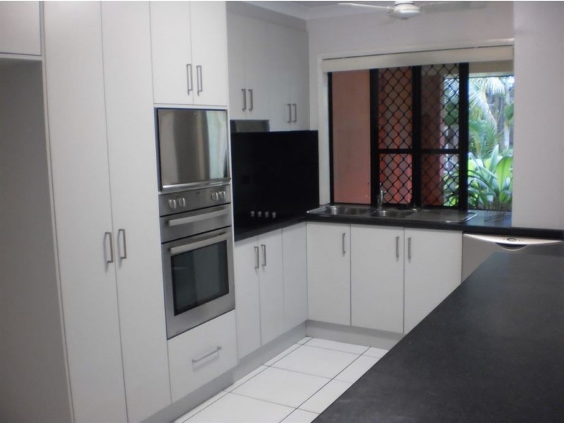 3 Wing Crescent, Glenella QLD 4740