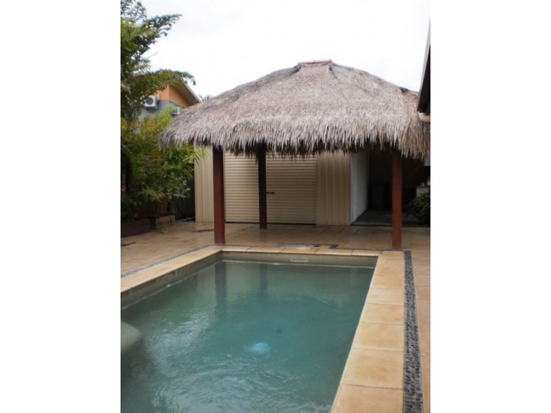 3 Wing Crescent, Glenella QLD 4740