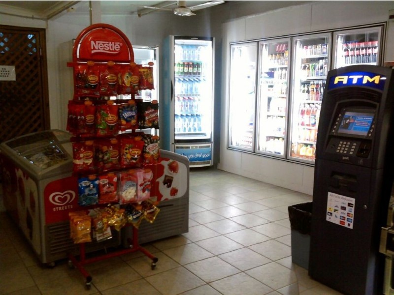 8 George Street, Seaforth QLD 4741