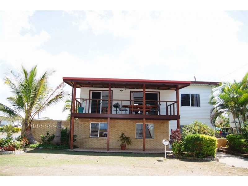 38 Binnington Esplanade, East Mackay QLD 4740