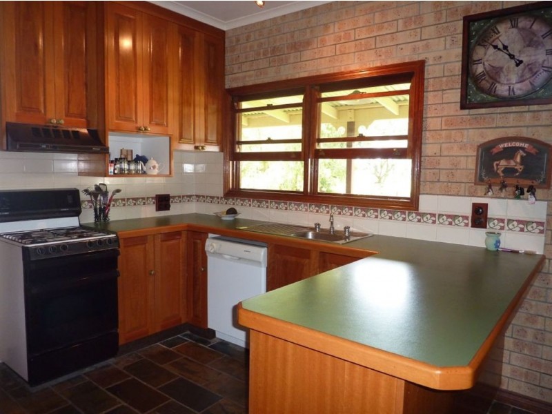 12 Griffiths Drive, Pleystowe QLD 4741