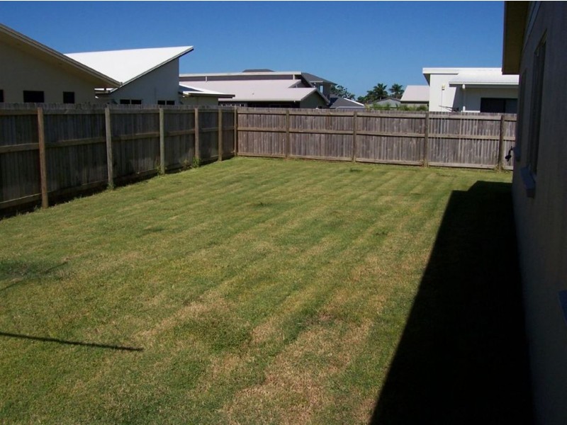 11 Vesta Lane, Ooralea QLD 4740