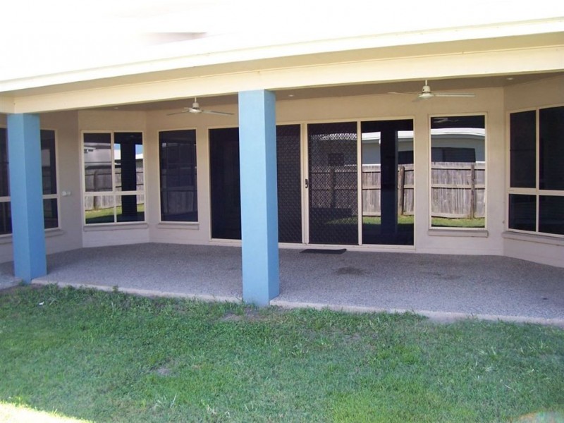 11 Vesta Lane, Ooralea QLD 4740