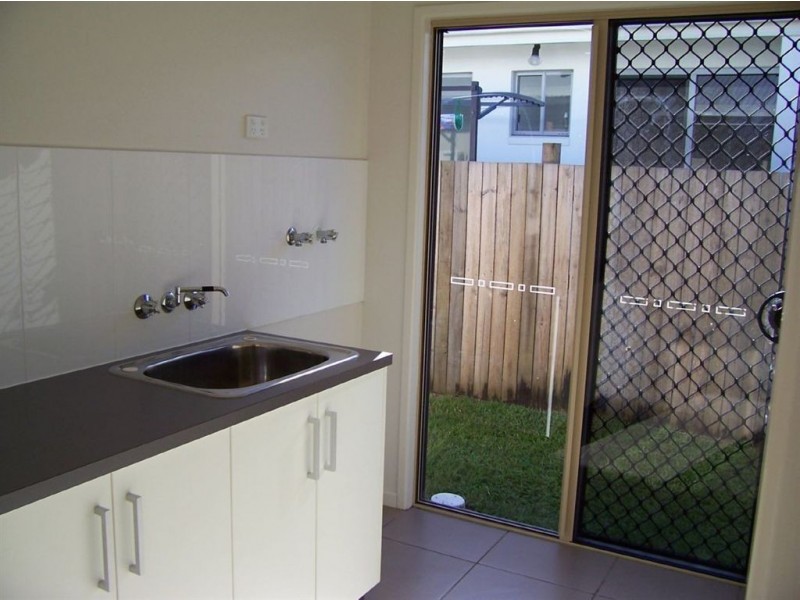 11 Vesta Lane, Ooralea QLD 4740