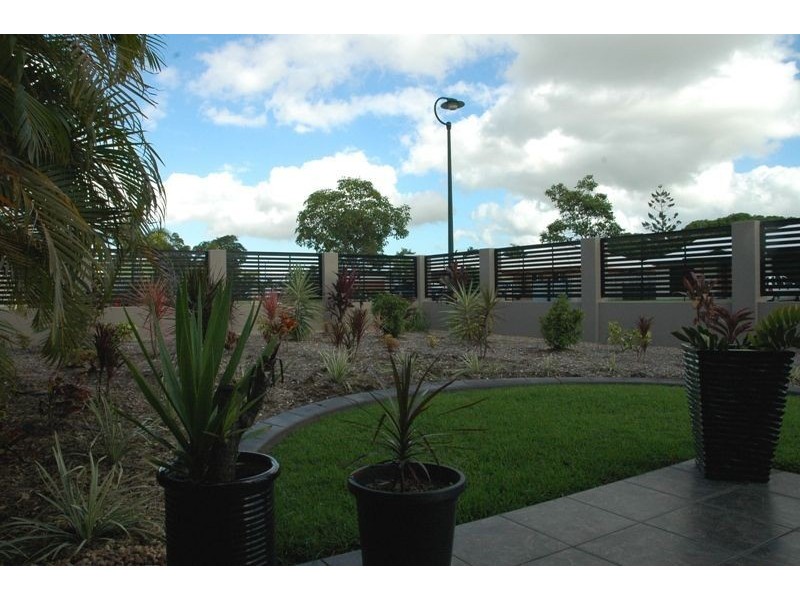 41 Wheeler Drive, Glenella QLD 4740