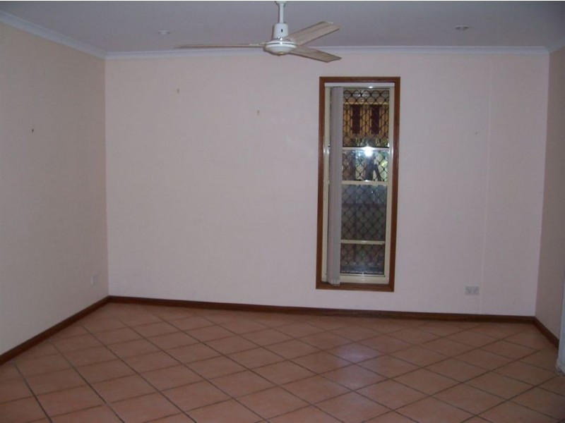 2 Moore Street, Mackay QLD 4740