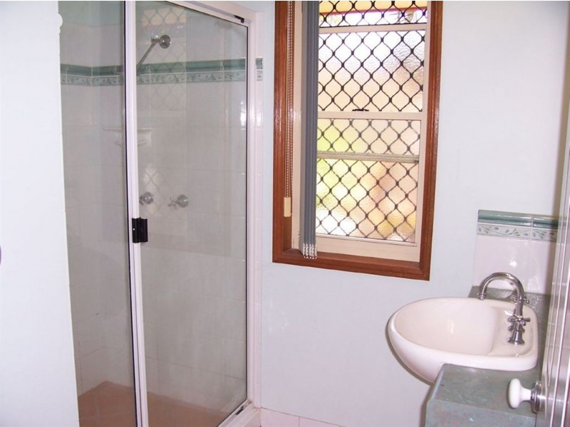 2 Moore Street, Mackay QLD 4740