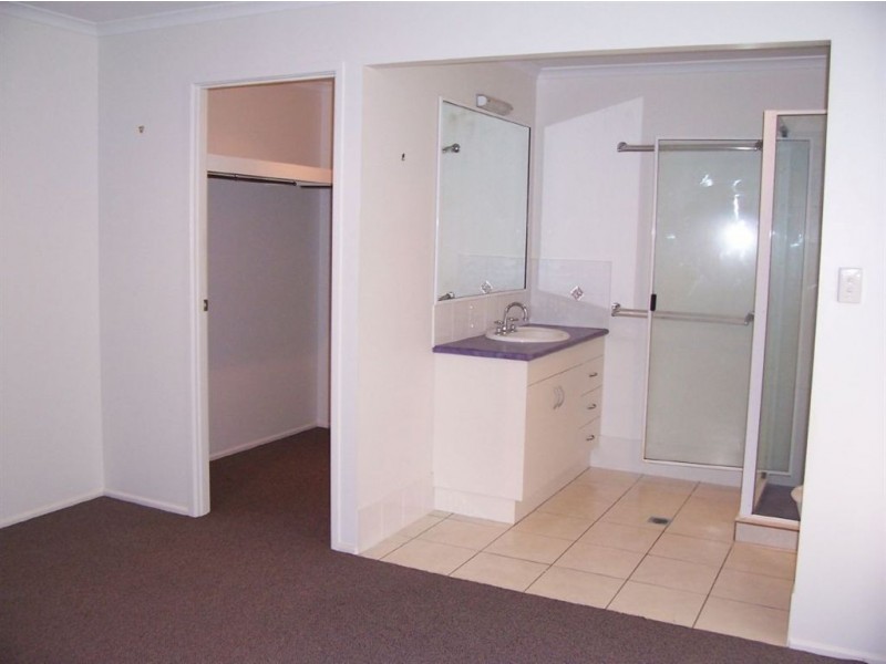 21 Stuart Hindle Drive, Mount Pleasant QLD 4740