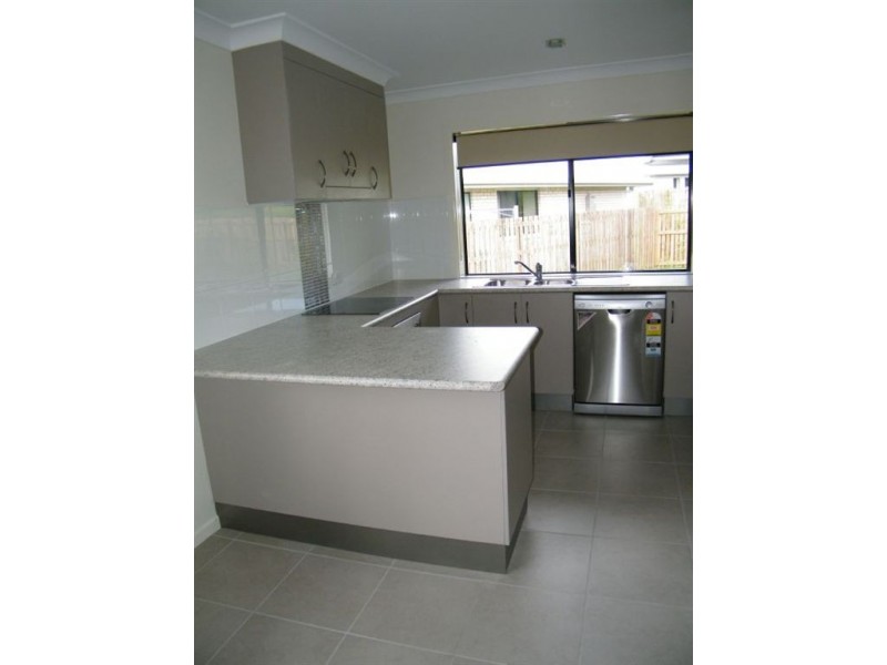 46 Village Circuit, Eimeo QLD 4740