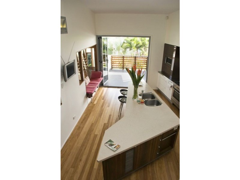 11 Walang Court, Mount Pleasant QLD 4740