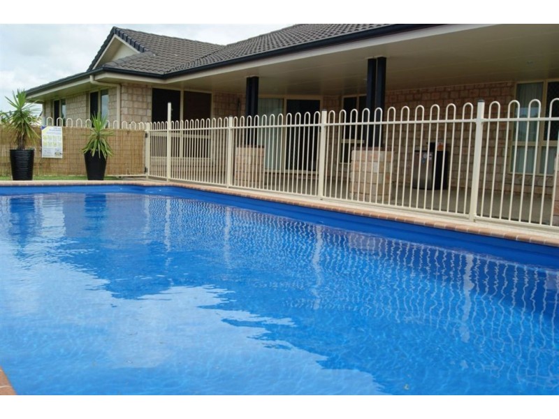 14 Cumming Court, Glenella QLD 4740