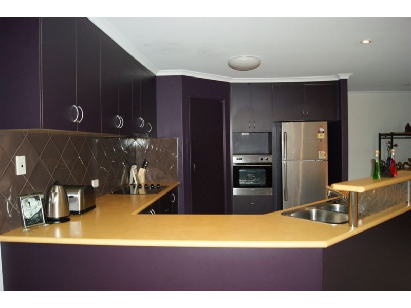 14 Cumming Court, Glenella QLD 4740