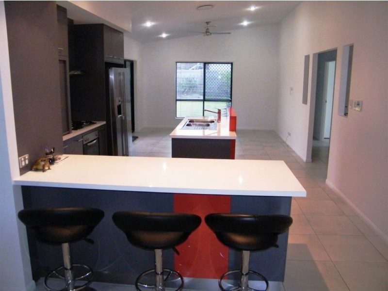 97 Dawson Boulevard, Rural View QLD 4740