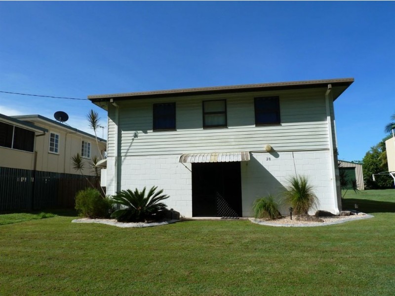 28 Prince Charles Avenue, Seaforth QLD 4741
