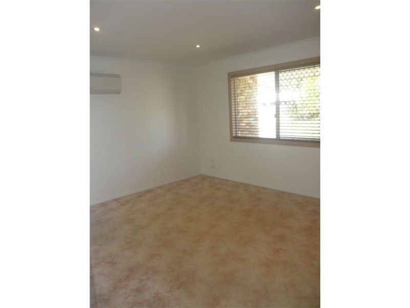 4 Kristy Crescent, Eimeo QLD 4740