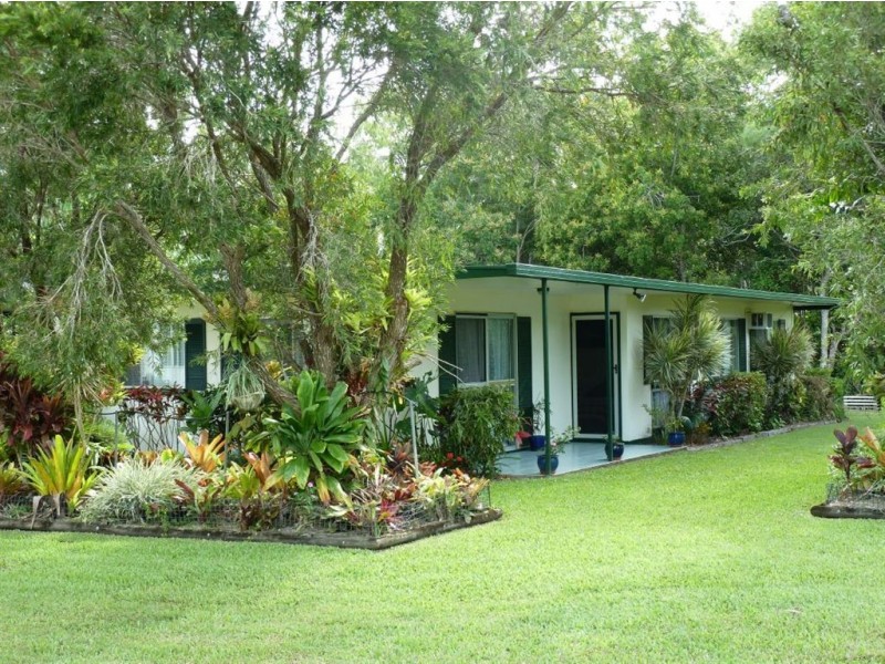 216 Cape Hillsborough Road, Ball Bay QLD 4741