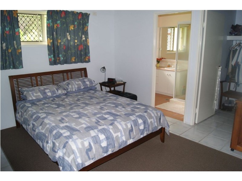 49 Windsor Drive, Hay Point QLD 4740