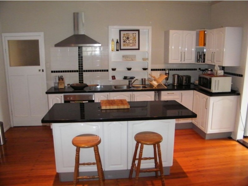 88 Waverley Street, Bucasia QLD 4750