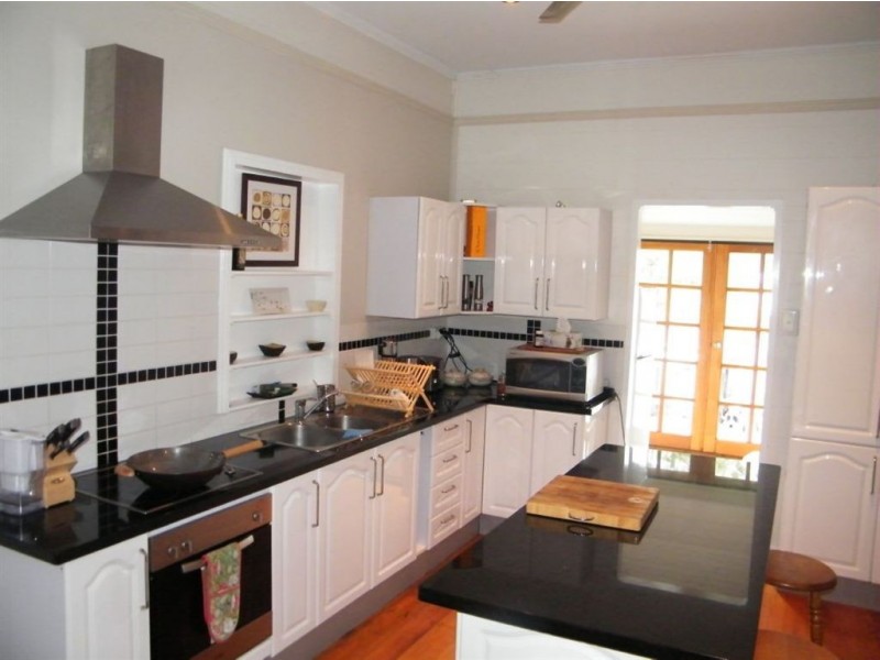 88 Waverley Street, Bucasia QLD 4750