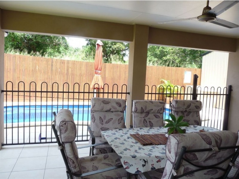 13 Foundation Street, Glenella QLD 4740