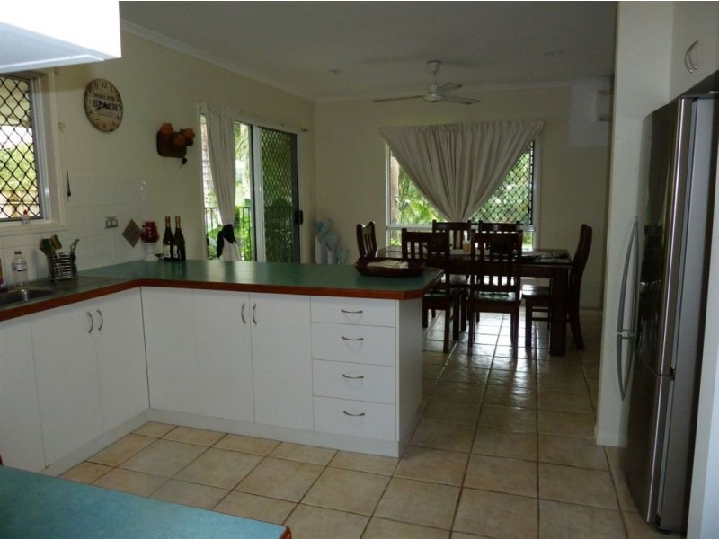 8 Adamson Street, Haliday Bay QLD 4740