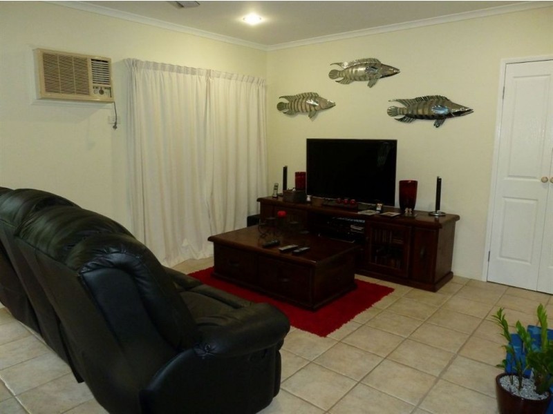 8 Adamson Street, Haliday Bay QLD 4740