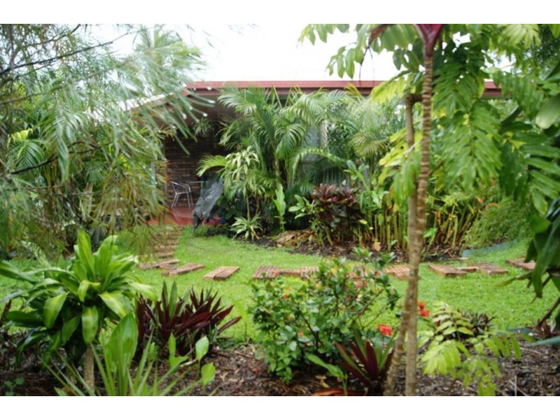 3 Ford Court, Seaforth QLD 4741