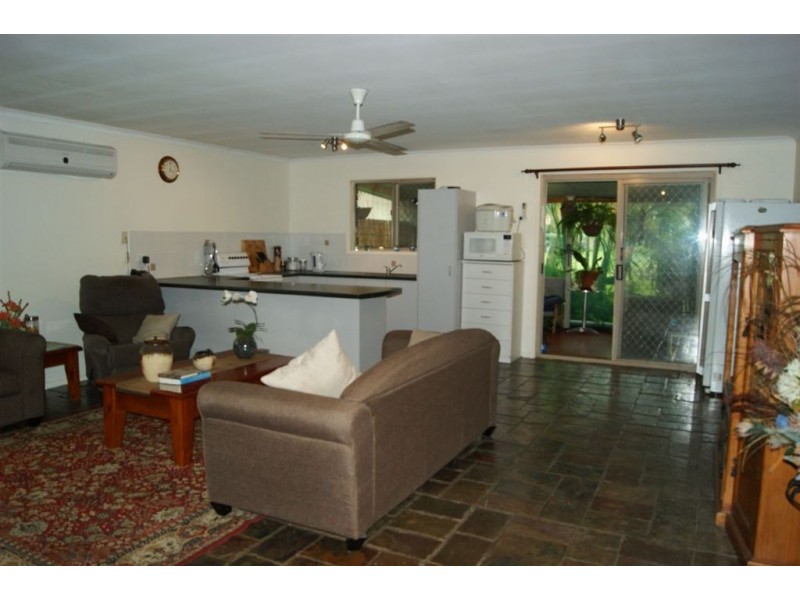 3 Ford Court, Seaforth QLD 4741