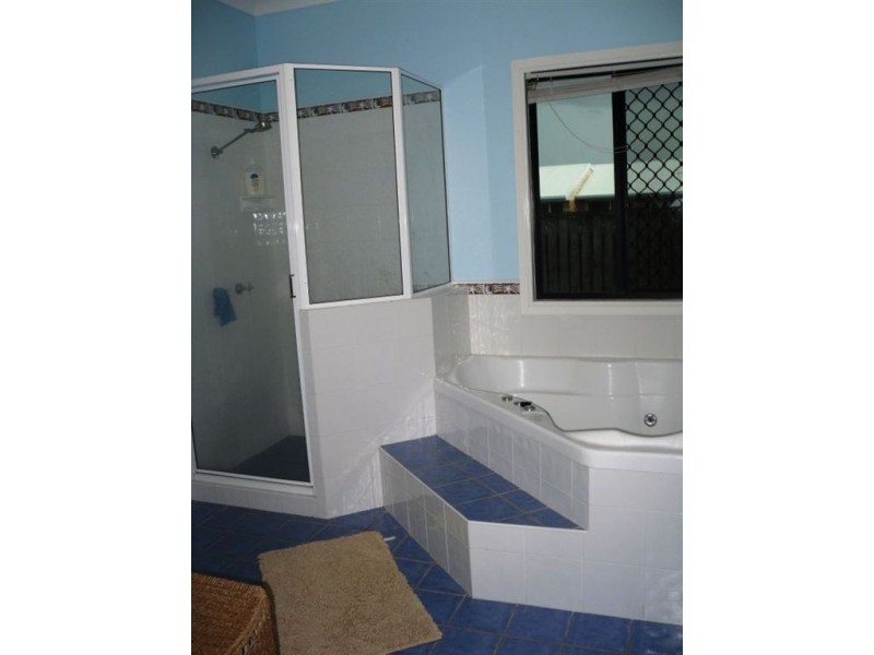 5 Patricia Drive, Andergrove QLD 4740