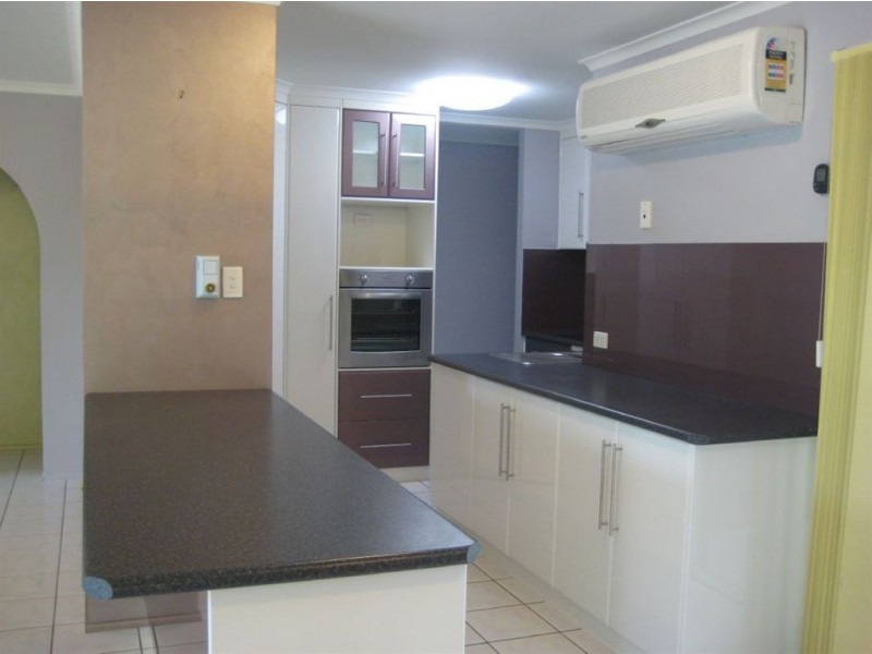 8 Dale Court, Andergrove QLD 4740
