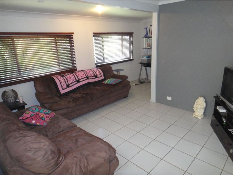25 Wattle Street, Andergrove QLD 4740