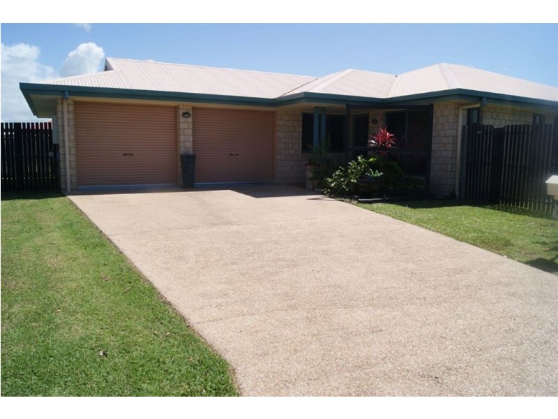 3 Margaret Grant Place, Mount Pleasant QLD 4740