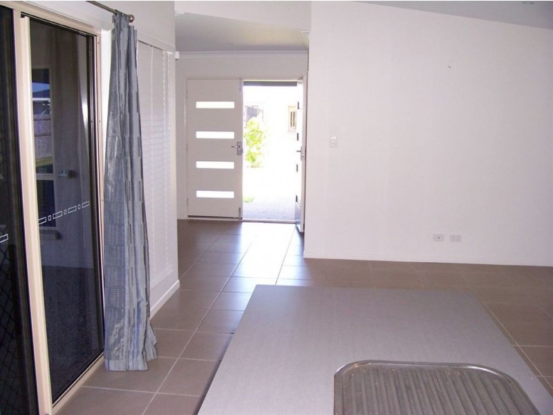11 Vesta Lane, Ooralea QLD 4740