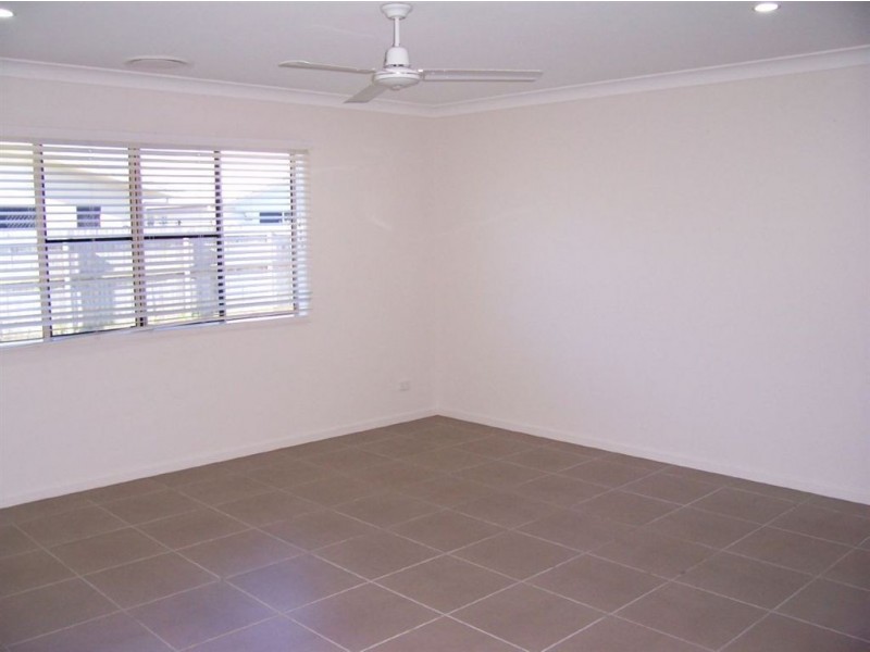 11 Vesta Lane, Ooralea QLD 4740