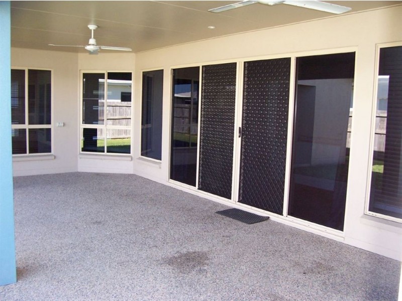 11 Vesta Lane, Ooralea QLD 4740