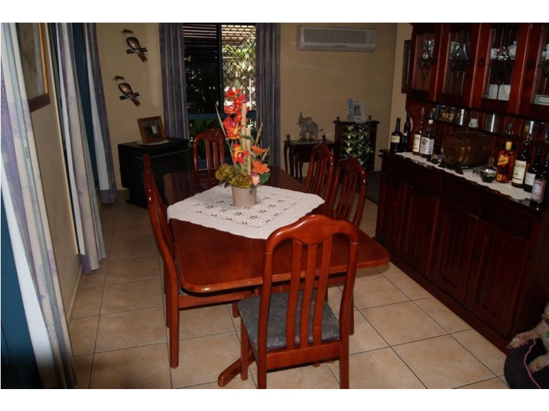 6 Kensington Court, Glenella QLD 4740